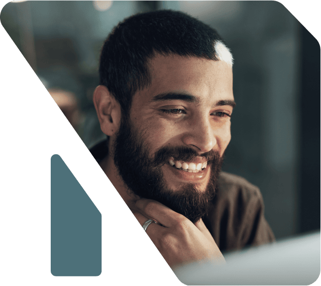 AI-powered intelligent assistant for pricing strategies and customer support.